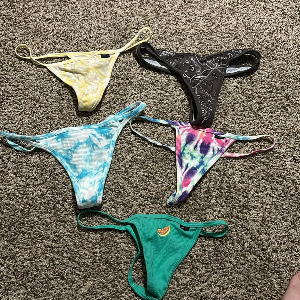 🆕PINK Victoria’s Secret thong undies Bundle NWOT